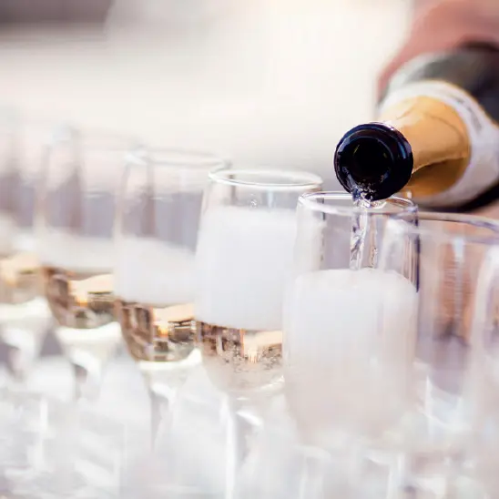  Traiteur Montpellier  Monsieur LOUIS Traiteur Bar à champagne