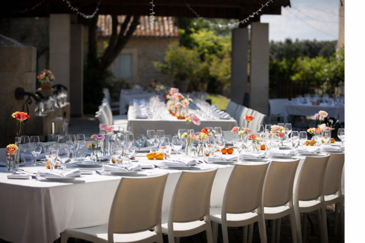  Traiteur Montpellier  Monsieur LOUIS Traiteur - Mariage au Mas Saint Gabriel